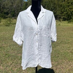 Theory women’s 100% linen white button up blouse. Size  medium.